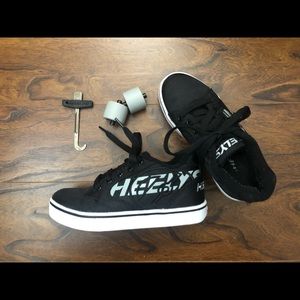 Heelys kids shoes